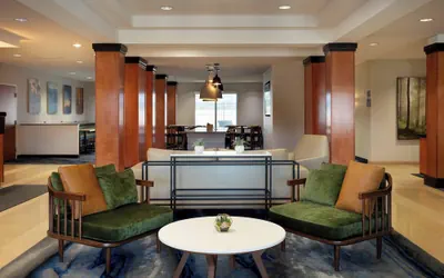 Photo 3 - Fairfield Inn & Suites by Marriott Redding