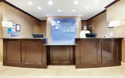 Holiday Inn Express & Suites Georgetown by IHG
