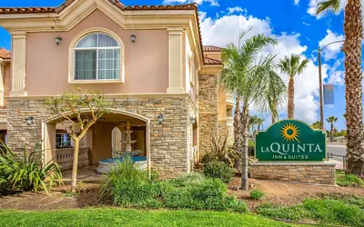 Photo 2 - La Quinta Inn & Suites by Wyndham Moreno Valley