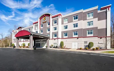 Photo 2 - Comfort Suites Williamsburg Historic Area
