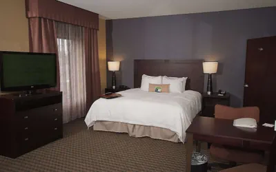 Photo 2 - Hampton Inn & Suites Vineland