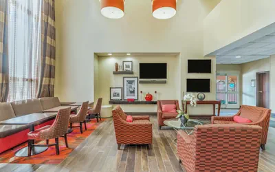 Photo 3 - Hampton Inn & Suites Detroit / Airport - Romulus