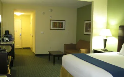 Photo 5 - Holiday Inn Express & Suites Covington by IHG