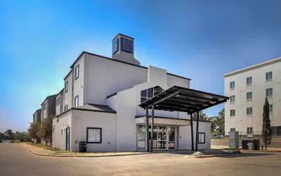 Photo 2 - Motel 6 Cedar Park, TX