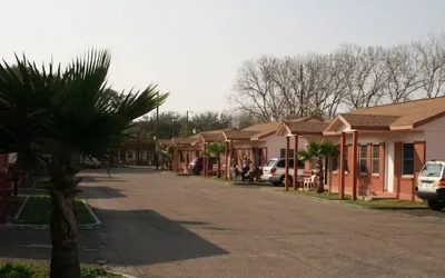 Photo 2 - Bayfront Cottages