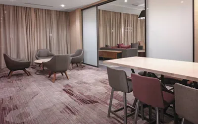 Photo 3 - Courtyard by Marriott Cincinnati Mason