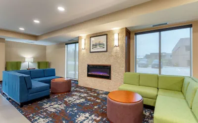 Photo 4 - Comfort Inn & Suites West Des Moines