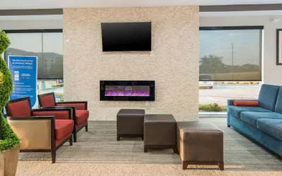 Photo 4 - Comfort Suites DeSoto Dallas South