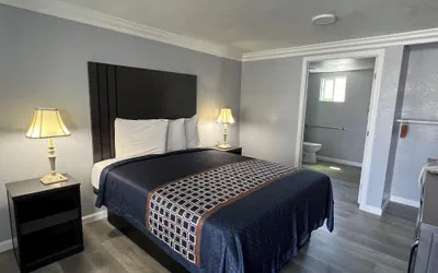 Photo 5 - Sea Garden Inn Pismo Beach- San Luis Obispo