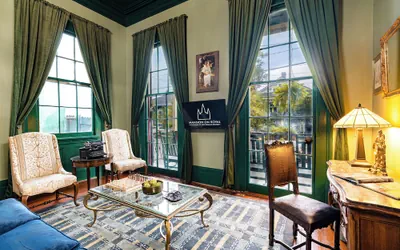 Photo 4 - The Mansion on Royal