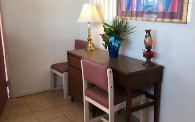 Photo 4 - Sands Motel