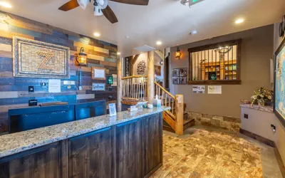 Photo 4 - Zion Cliff Lodge