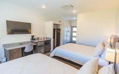 Photo 4 - South Zion Inn & Suites
