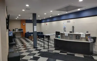 Photo 3 - Hotel Key LaGuardia Airport