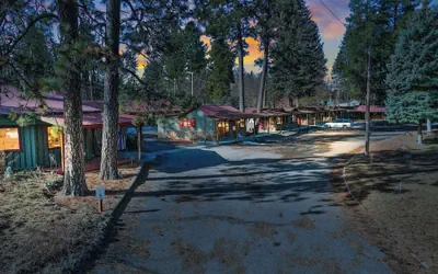 Photo 2 - Cedar Village Motel