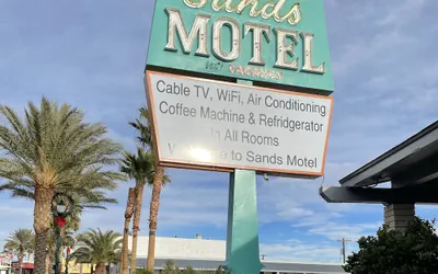 Photo 2 - The Sands Motel