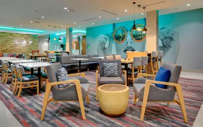 Photo 4 - La Quinta Inn & Suites by Wyndham Lakeway