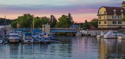 Old Harbor Inn