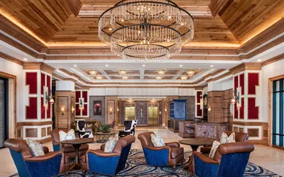 Photo 2 - Brownwood Hotel & Spa