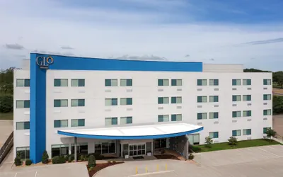 Photo 2 - GLō Best Western Tulsa East Route 66