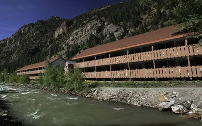 Photo 2 - Hot Springs Inn