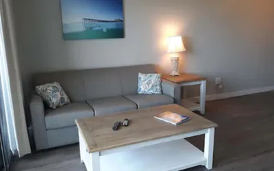 Photo 2 - Surf Suites