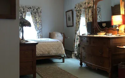 Photo 3 - Aiken Manor B&B