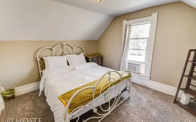 Photo 3 - 3 BR Beautifully Restored 1890`s Homedowntown