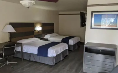 Photo 3 - Atrium Inn