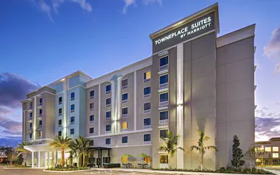 Photo 2 - TownePlace Suites by Marriott Naples