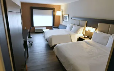 Photo 4 - Holiday Inn Express & Suites Jersey City - Holland Tunnel by IHG