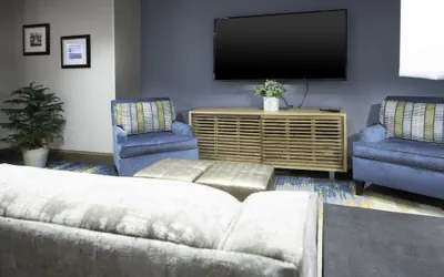 Photo 2 - Staybridge Suites Summerville by IHG