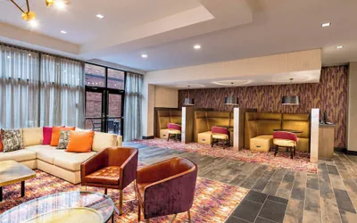 Photo 4 - Courtyard by Marriott Winston - Salem Downtown