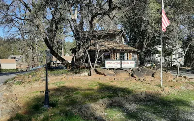 Photo 2 - Alta Sierra Village Inn