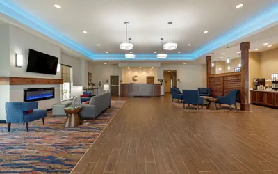 Photo 3 - Comfort Suites Dry Ridge