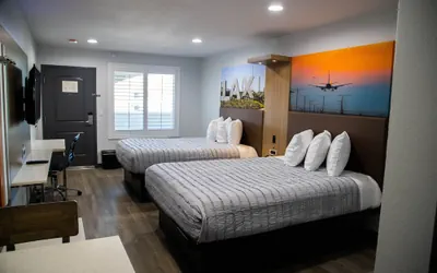 Photo 5 - Pico Rivera Inn and Suites