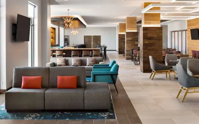 Photo 3 - Hilton Garden Inn Milwaukee Brookfield Conference Center, WI