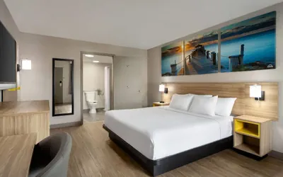 Photo 4 - Days Inn by Wyndham Apopka/Orlando