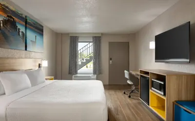 Photo 5 - Days Inn by Wyndham Apopka/Orlando