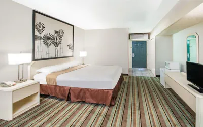 Photo 4 - Republic Hotel of Ozona