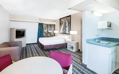 Photo 5 - Republic Hotel of Ozona