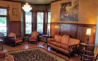 Photo 2 - Historic Victorian Inn