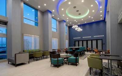 Photo 3 - Hampton Inn & Suites Gilroy