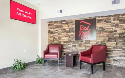 Photo 3 - Red Roof Inn Baytown