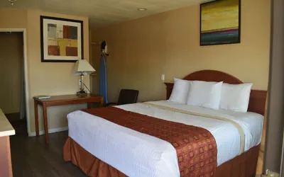 Photo 2 - Budget Inn Motel
