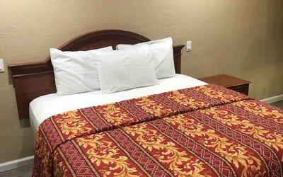 Photo 5 - Budget Inn Motel