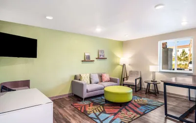 Photo 3 - WoodSpring Suites Bradenton