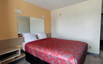 Photo 5 - Classic Inn San Marcos, TX