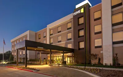 Photo 2 - Home2 Suites by Hilton Lewisville Dallas
