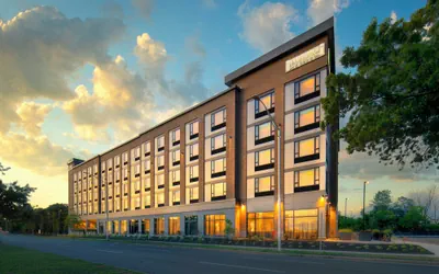 Photo 2 - Holiday Inn Express Boston Logan Airport - Revere by IHG